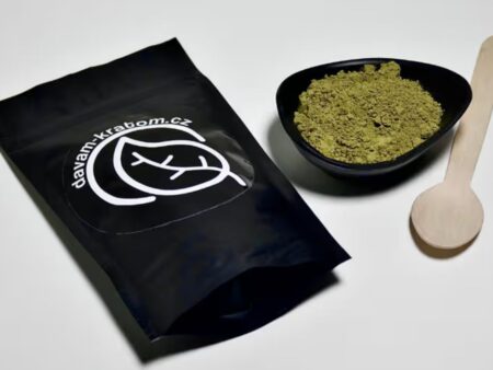 Co je kratom a proč je dnes takovým hitem?